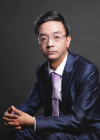 陆伟华