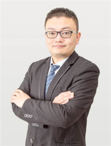 潘臻