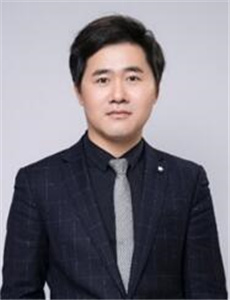 肖兴